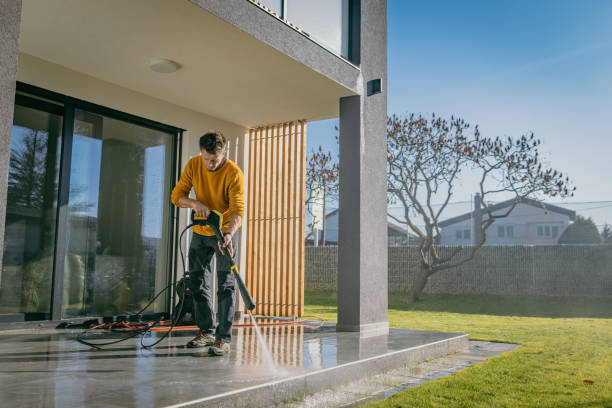 Best Animal Enclosure Cleaning  in Marina, CA